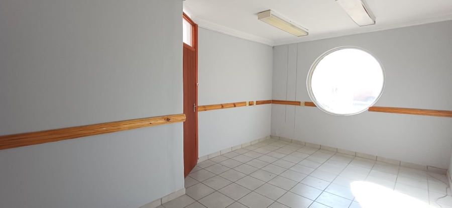 To Let Commercial Property for Rent in Bethlehem Free State